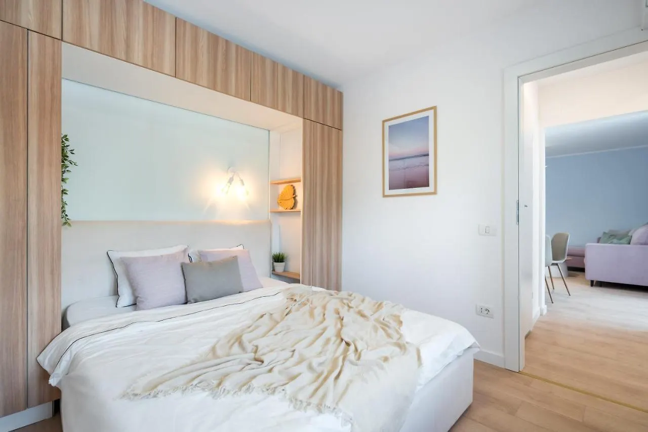 Candy Land Downtown Apartment Bucharest